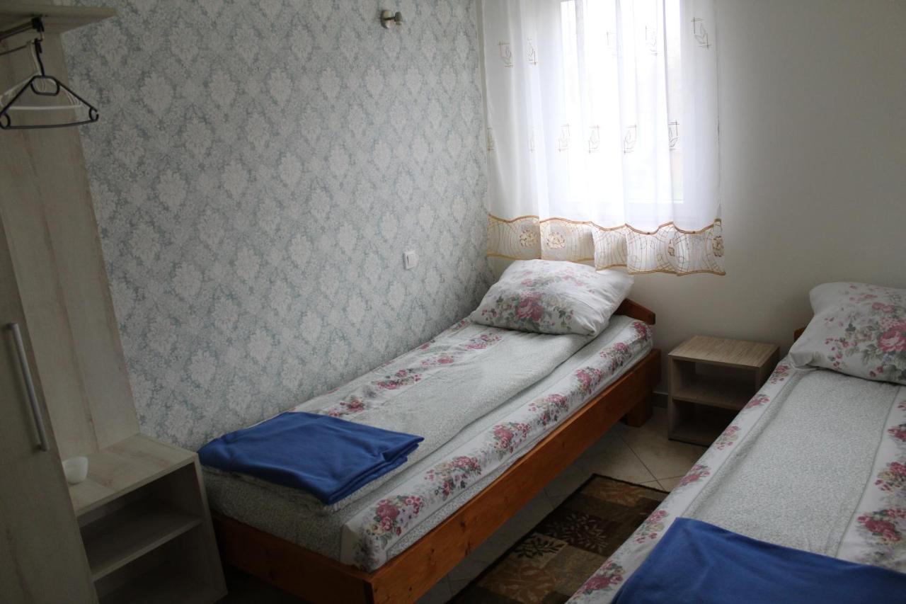 Agroturystyka Pod Kogutkiem Czysta Exterior photo